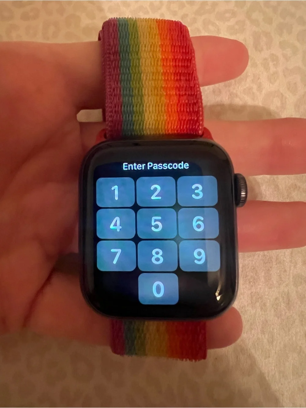 Apple Watch Series 5, 40 mm, GPS + Cellular